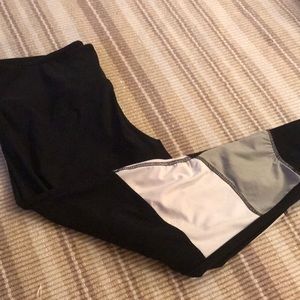 Black white and grey leggings